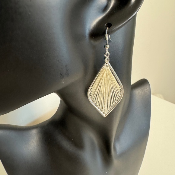 Stylish Drop Earring in Silver Tone and String - Picture 3 of 3